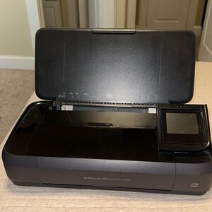 HP OFFICEJET 250 MOBILE ALL-IN-ONE PRINTER/SCANNER/COPIER WITH MOBILE APP